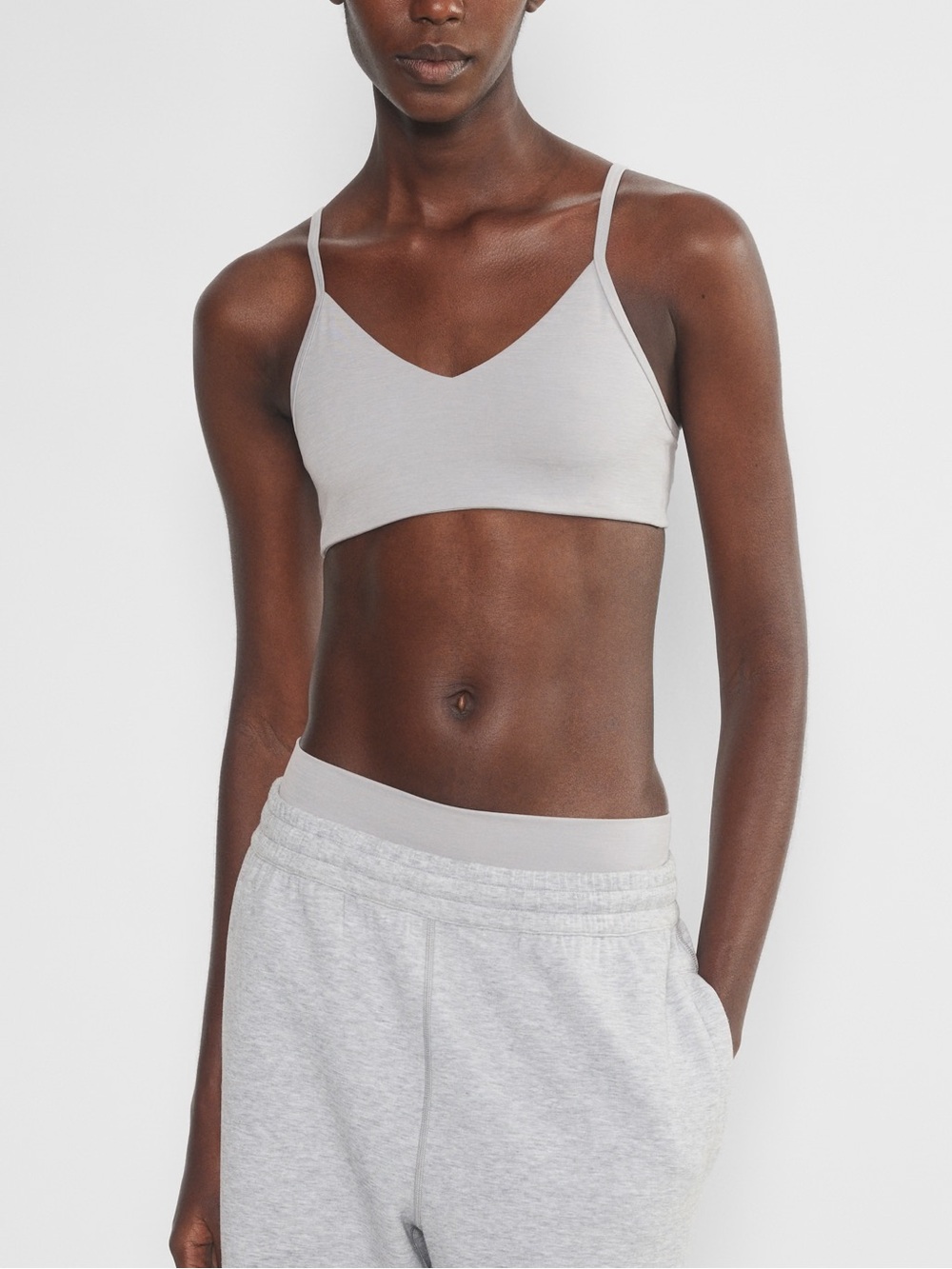 NWT Aritzia Hold Tight Bra